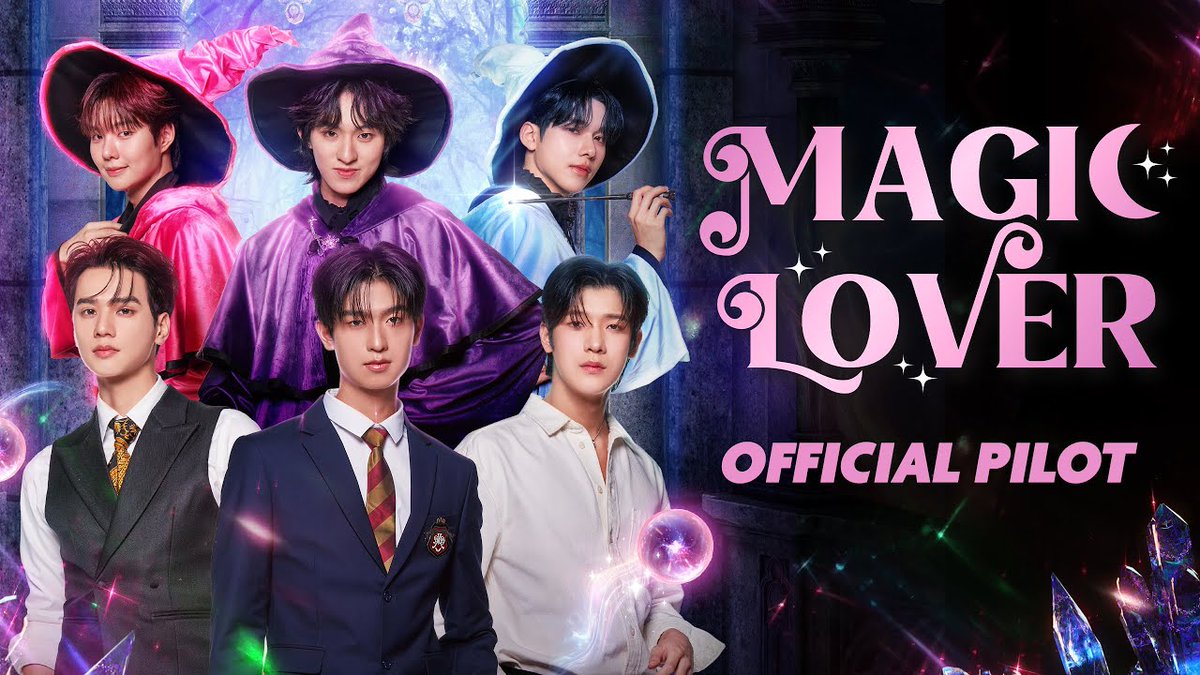 🚨 Confira com legendas ao trailer de #MagicLoverSeries, novo BL estrelado por #ThomasKong, #KengNamping e #JimmyOhm! Três feiticeiros são enviados para o mundo dos humanos com uma única missão: encontrar seu amor verdadeiro em 30 dias ou se tornarão em animais. #DMDLINEUP2025