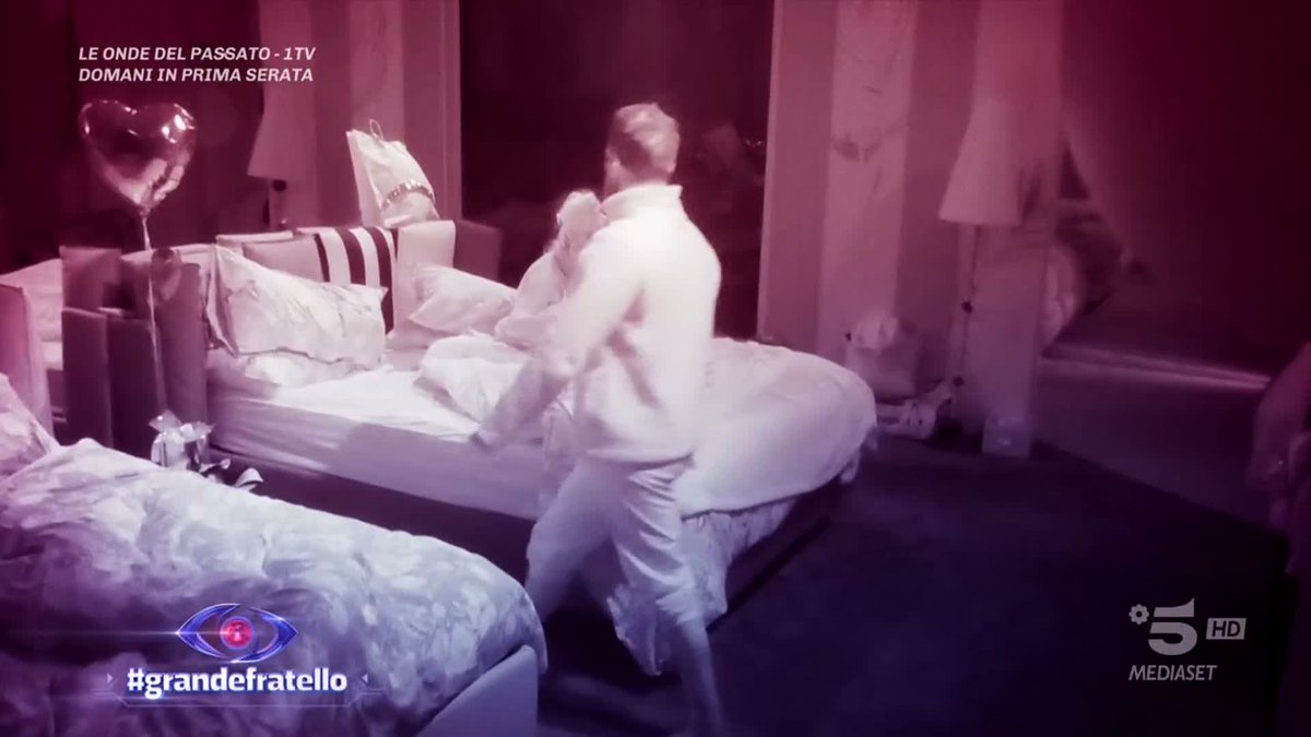 Questo scherzo di Helena e Javier a Mattia ✈️ #GrandeFratello