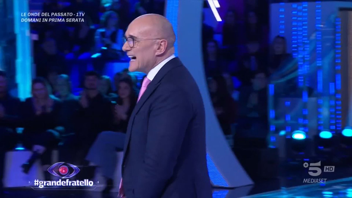 Alfonso, benvenuto in studio! 🤩 #GrandeFratello