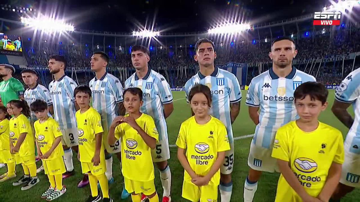 ASÍ SE CANTÓ EL HIMNO ARGENTINO EN EL CILINDRO 🇦🇷🩵