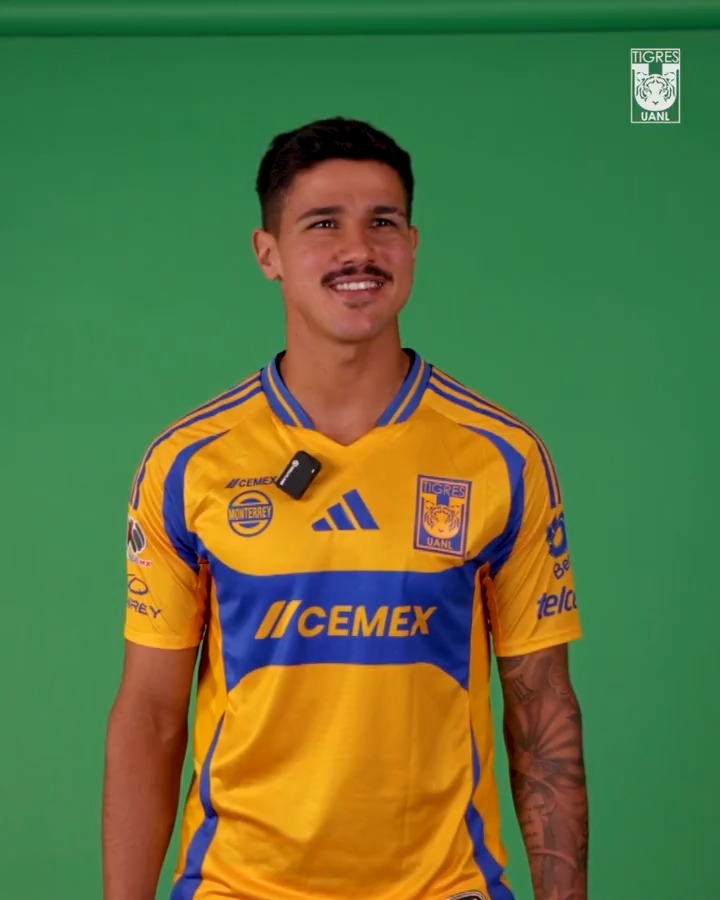 👟💥⚽️ De Primera Intención con... Rômulo Zwarg. 🤔🐯 ¿Qué otro deporte le gusta a Rômulo? 👀 ¡Conoce un poco más a nuestro 2️⃣3️⃣! 🇧🇷