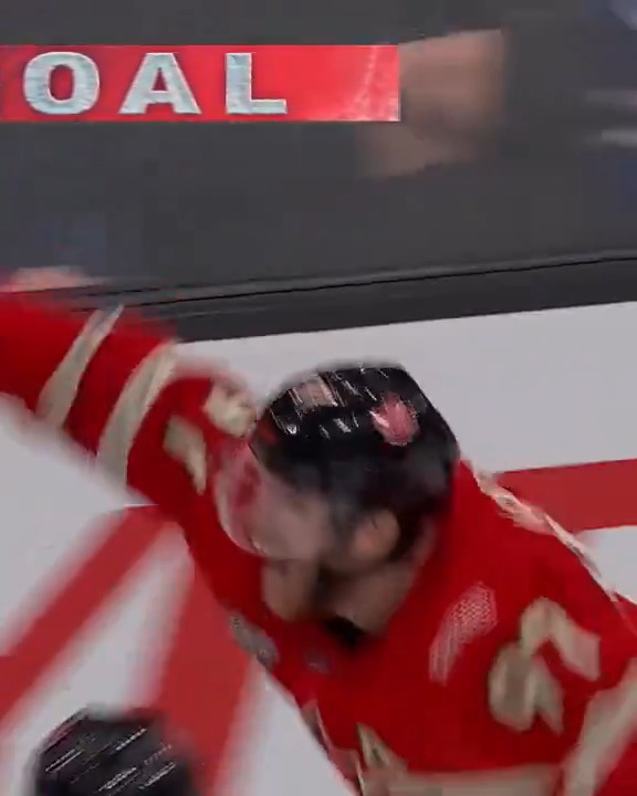 CONNOR MCDAVID WINS IT FOR CANADA 🤯🇨🇦