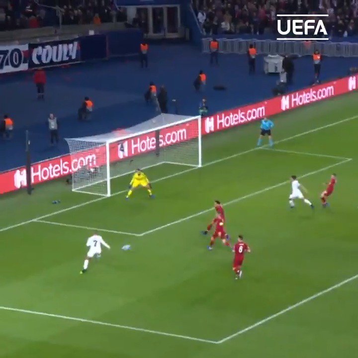 Les souvenirs du dernier PSG-Liverpool au Parc des Princes. ✨❤️💙