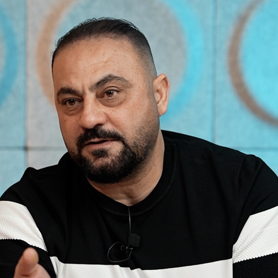 “İki yıl şampiyon olmuş takımın hocası, Türkiye’de tartışılır pozisyona getiriliyor.” — Hasan Şaş