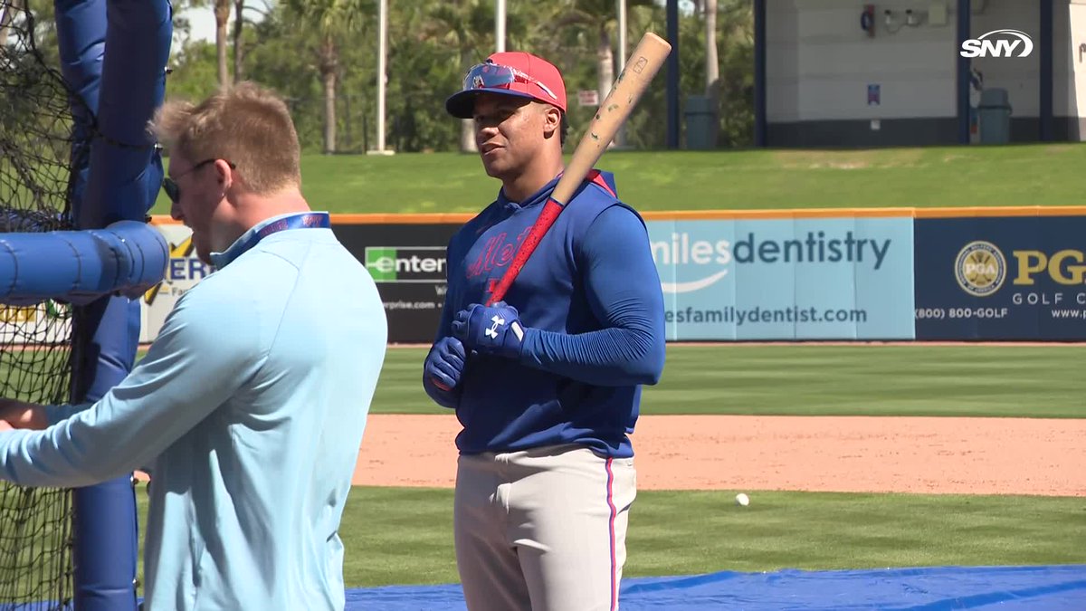 Some healthy discourse on what classifies as a line drive from Brandon Nimmo in the Mets' line drive competition 😂