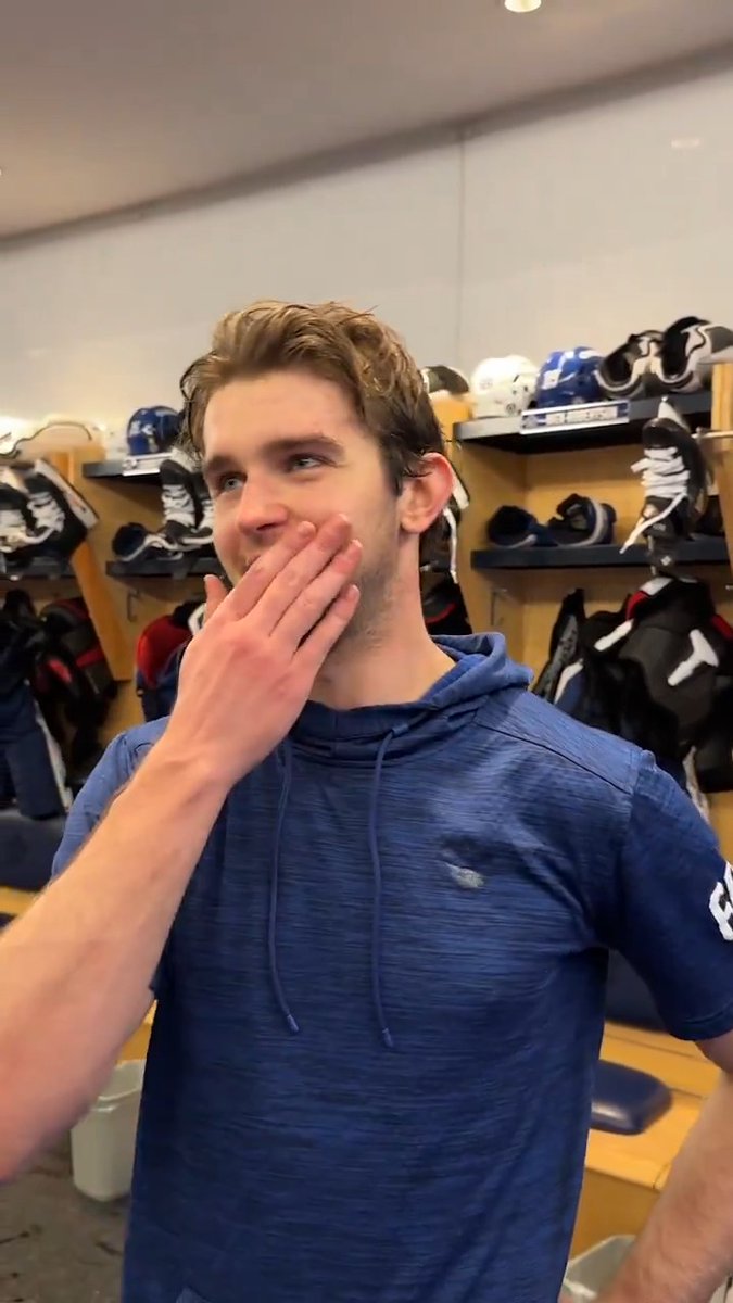 Y'all asked, so here are 6 full minutes of Wollie &amp; Stolie: