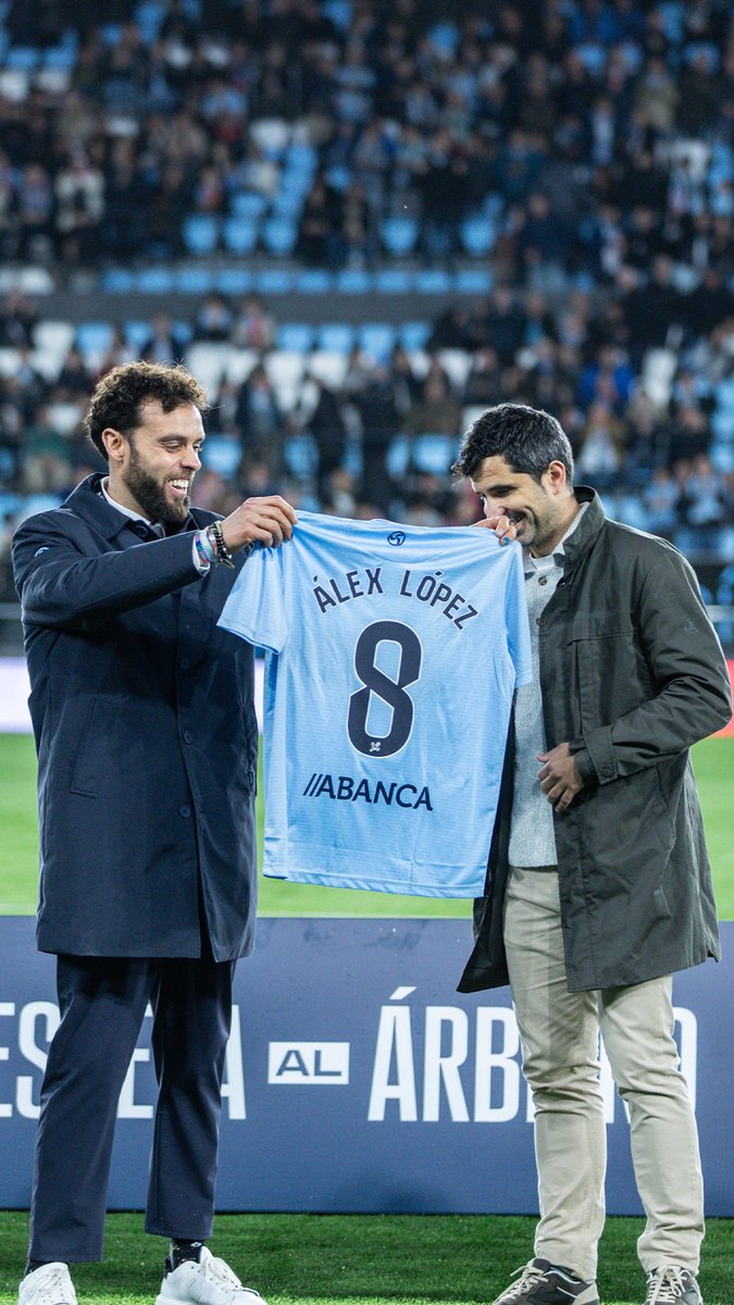 A ovación do celtismo a don Álex López 🎩 Sen palabras 😍🥹