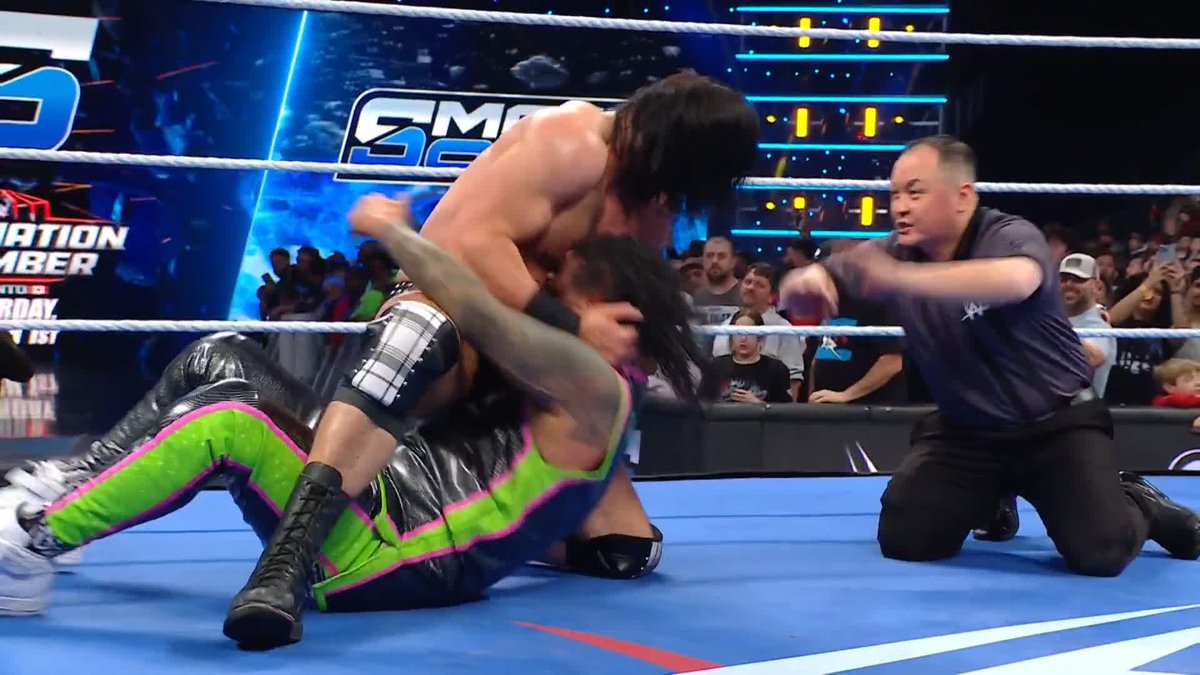 "You mean NOTHING to me." Drew is UNHINGED 😱 #SmackDown