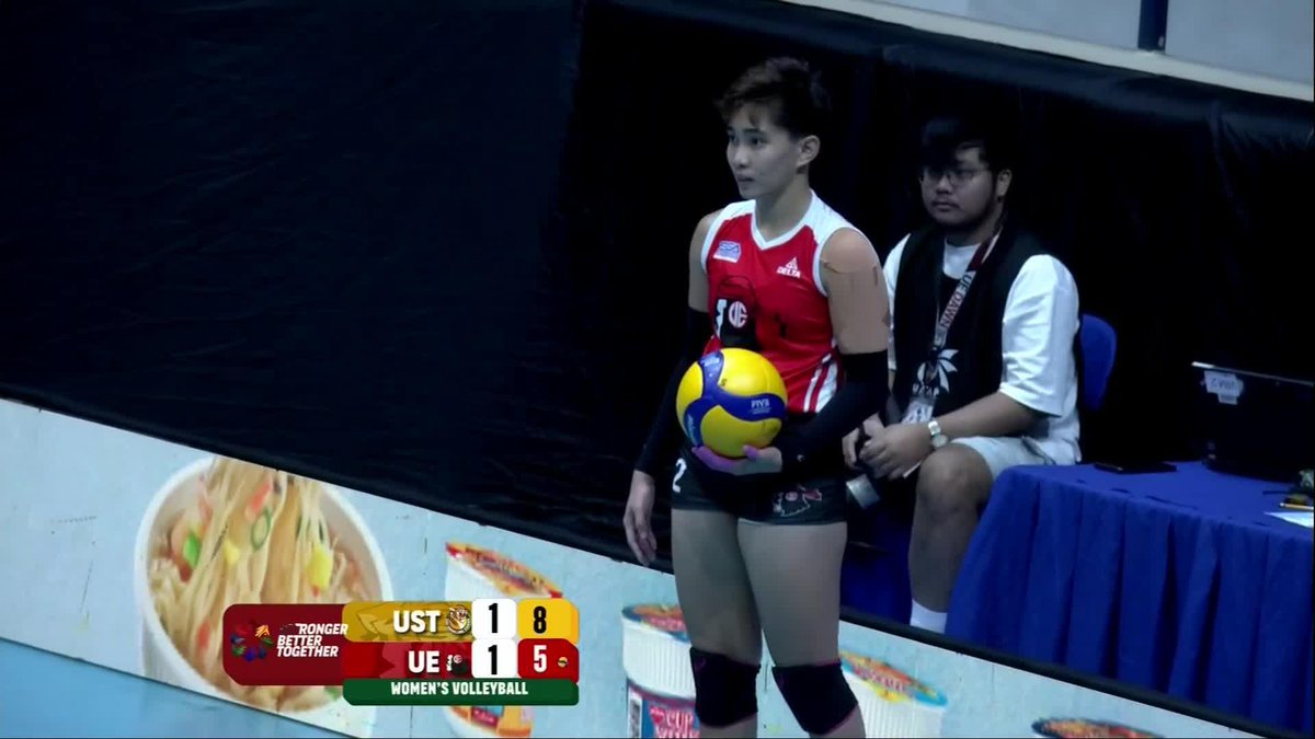 HERE COMES PLAZA 😤 UST Golden Tigresses’ Bianca Plaza sends out a missile to the UE side in Set 3 of the UAAP Season 87 women’s volleyball tournament. #OneSports #UAAPSeason87 #StrongerBetterTogether #LegendsStartHere