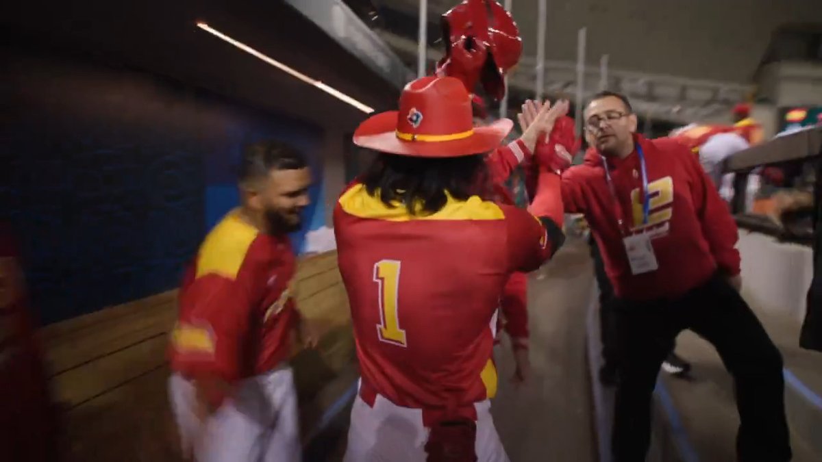 Spain has a home run cowboy hat 🇪🇸