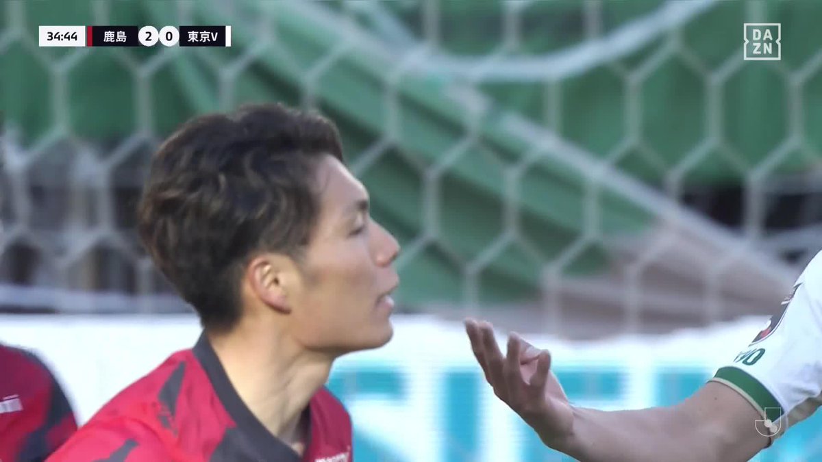 #モーメントブースター でシェアして盛り上がれ!​ 🧤GKセーブ (35) G鹿島アントラーズ vs 東京ヴェルディ🔥​ いますぐ #DAZN のグループ観戦機能「#FanZone」に参加してこの興奮を共有しよう🤩​ ​DAZNでライブ配信中📺