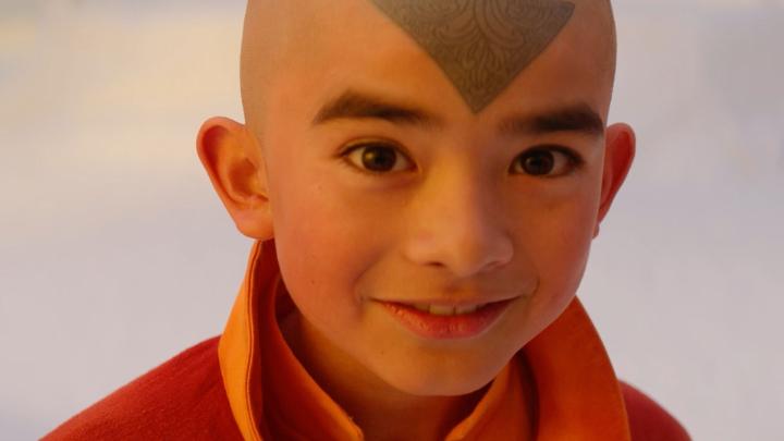 It's been 1 year since the release of Avatar: The Last Airbender, so here's the official blooper reel to celebrate!