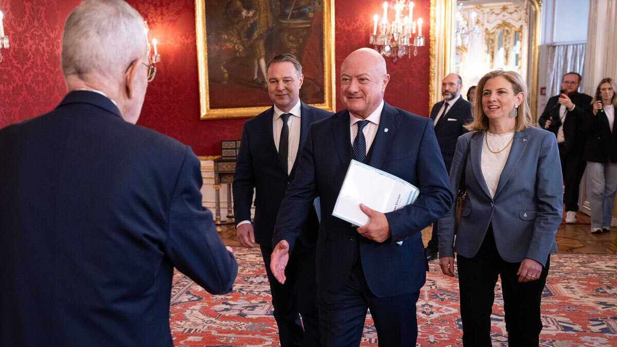 „Österreich gemeinsam zurück an die Spitze bringen“ – Statement von Bundespräsident Alexander Van der Bellen nach dem heutigen Gespräch mit den Parteiobleuten Christian Stocker (ÖVP), Andreas Babler (SPÖ) und Beate Meinl-Reisinger (Neos)