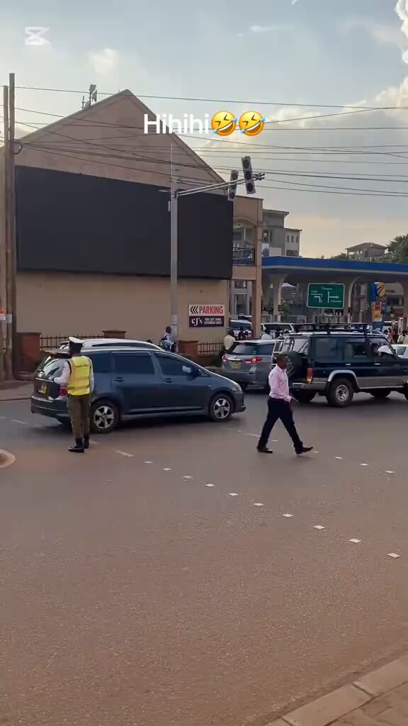 Lwaki musumbuwa abantu mwana? 😂