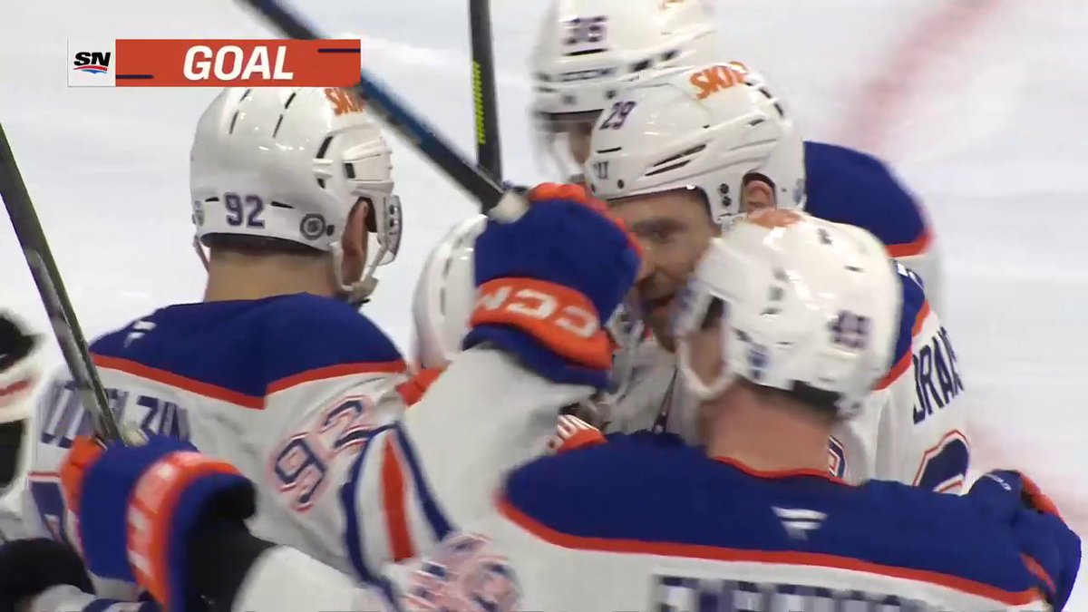 WHAT A PASS‼️ Matt Savoie collects his first career NHL point with a beautiful pass to Leon Draisaitl who buries his League-leading 41st of the season! 📺: Sportsnet or stream on Sportsnet+ ➡️