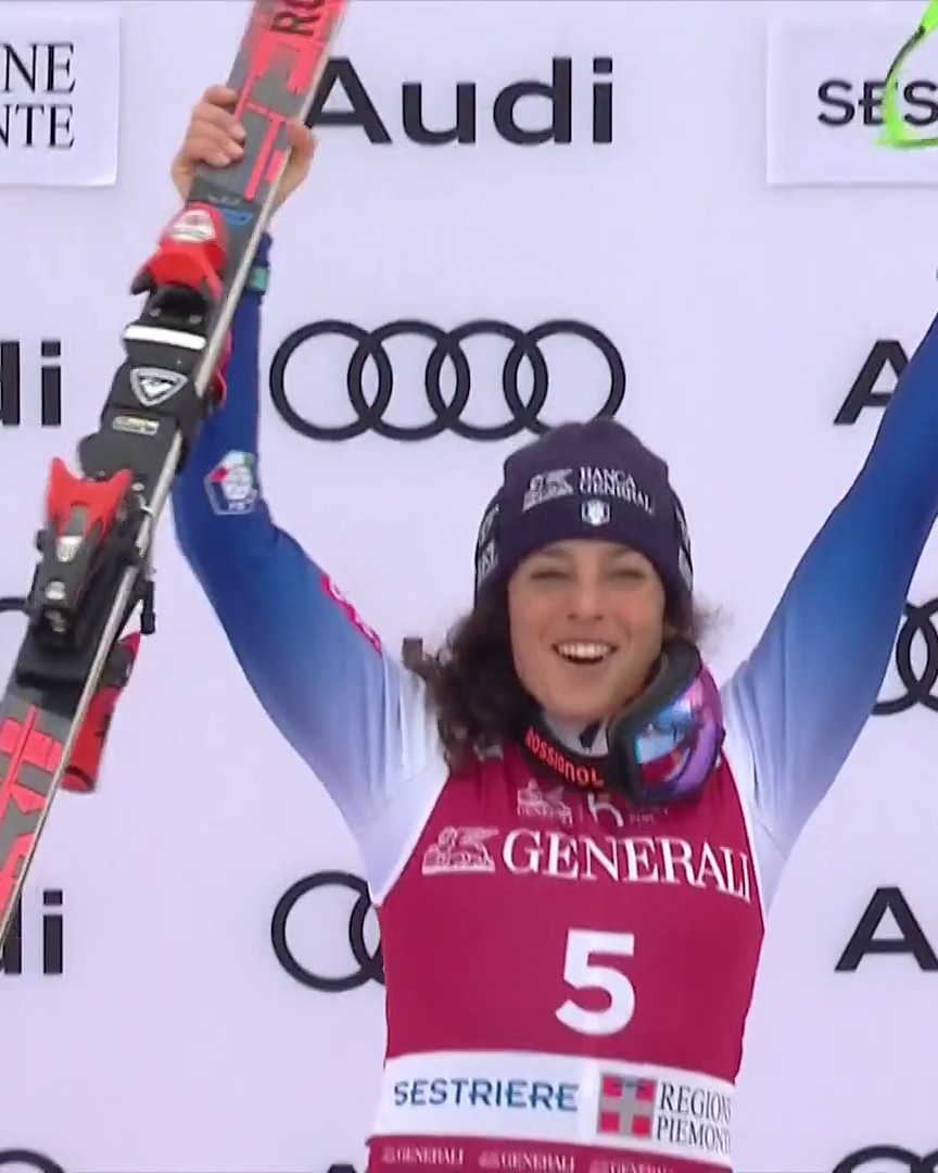 Ma quanto ci sta facendo gasare Federica Brignone?💥 Ormai l'inno italiano è diventato un'abitudine in Coppa del Mondo 🇮🇹🎶 #SciAlpino #AlpineSkiing #Brignone