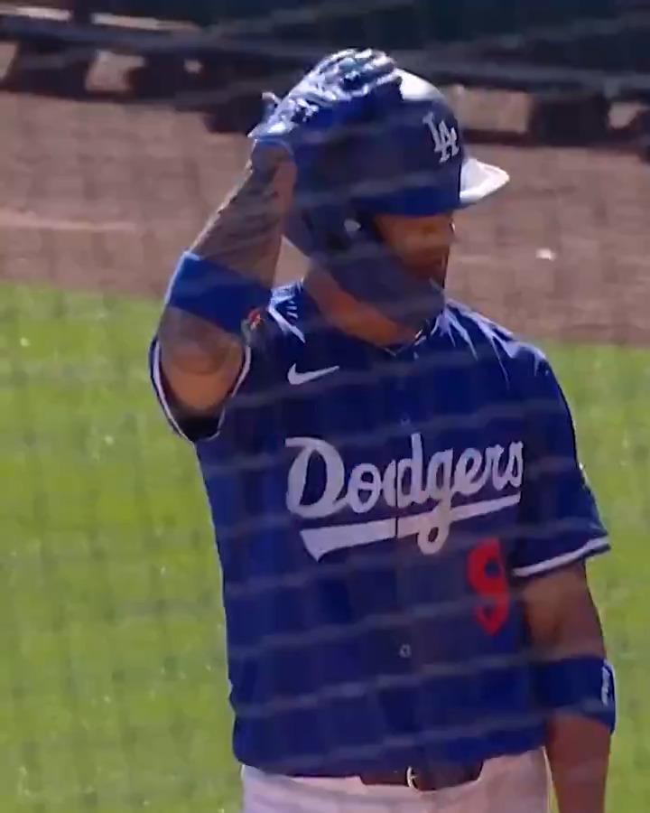 Eddie Rosario challenges this strike. Upon ABS review, the call is upheld. (MLB x T-Mobile)