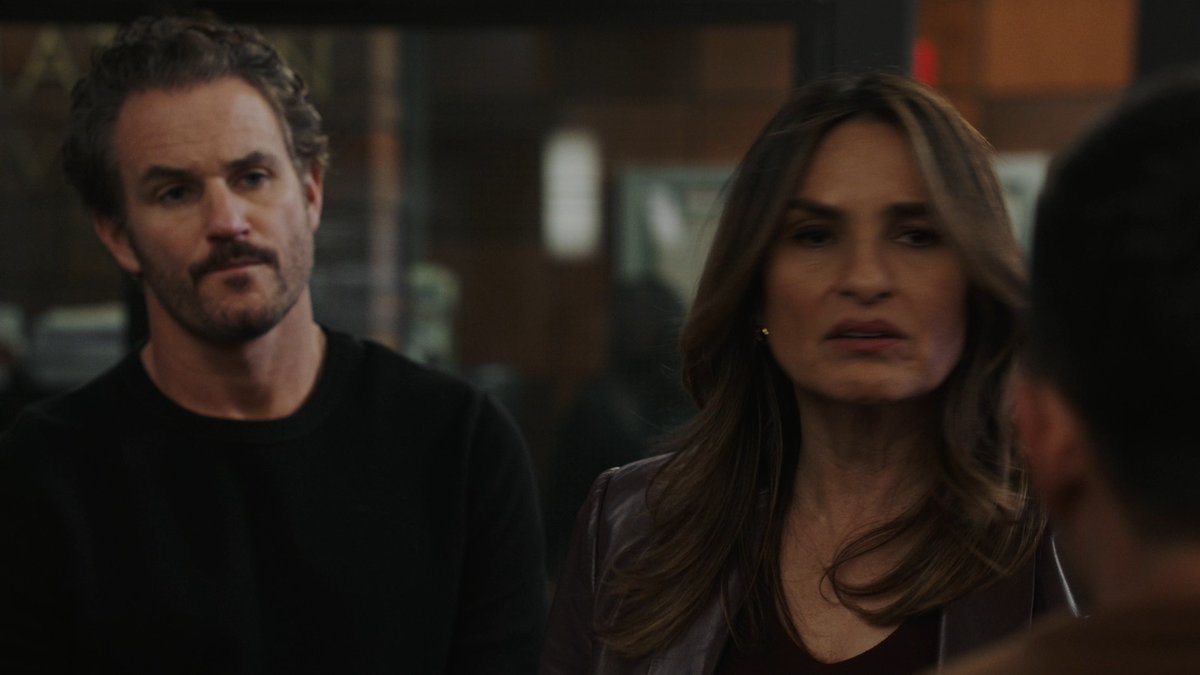It's time for Velasco to take the lead. #SVU