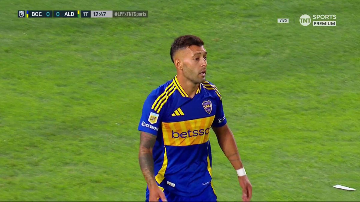 Ustedes entienden que este tipo entrena todos los dias para JUGAR ASI