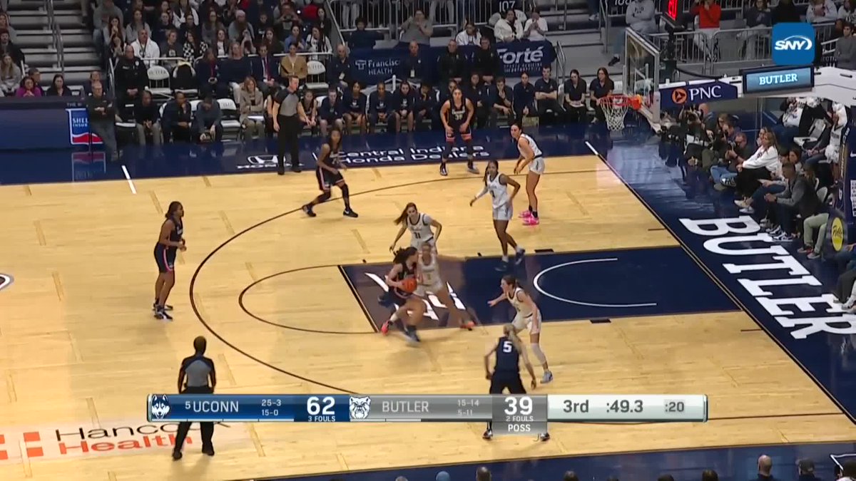 Caroline Ducharme checks into a game for UConn for the first time since November 19th, 2023 👏