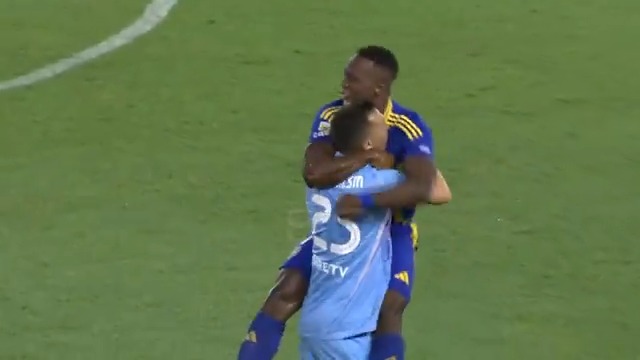 🔥PFFF EL GOLAZO DE LUIS ADVÍNCULA.