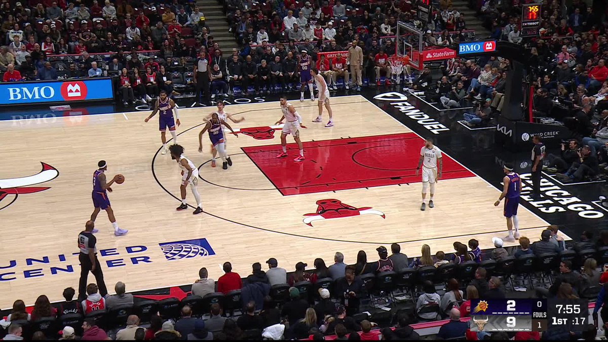 A combined 81 PTS from the Phoenix Suns trio: 🏜️ Book: 29 PTS | 8 AST | 4 3PM 🏜️ Kevin Durant: 27 PTS | 11 REB | 5 AST 🏜️ Bradley Beal: 25 PTS | 6 REB | 2 STL Clutch triples from Book & Beal sealed the win in Chicago ☀️