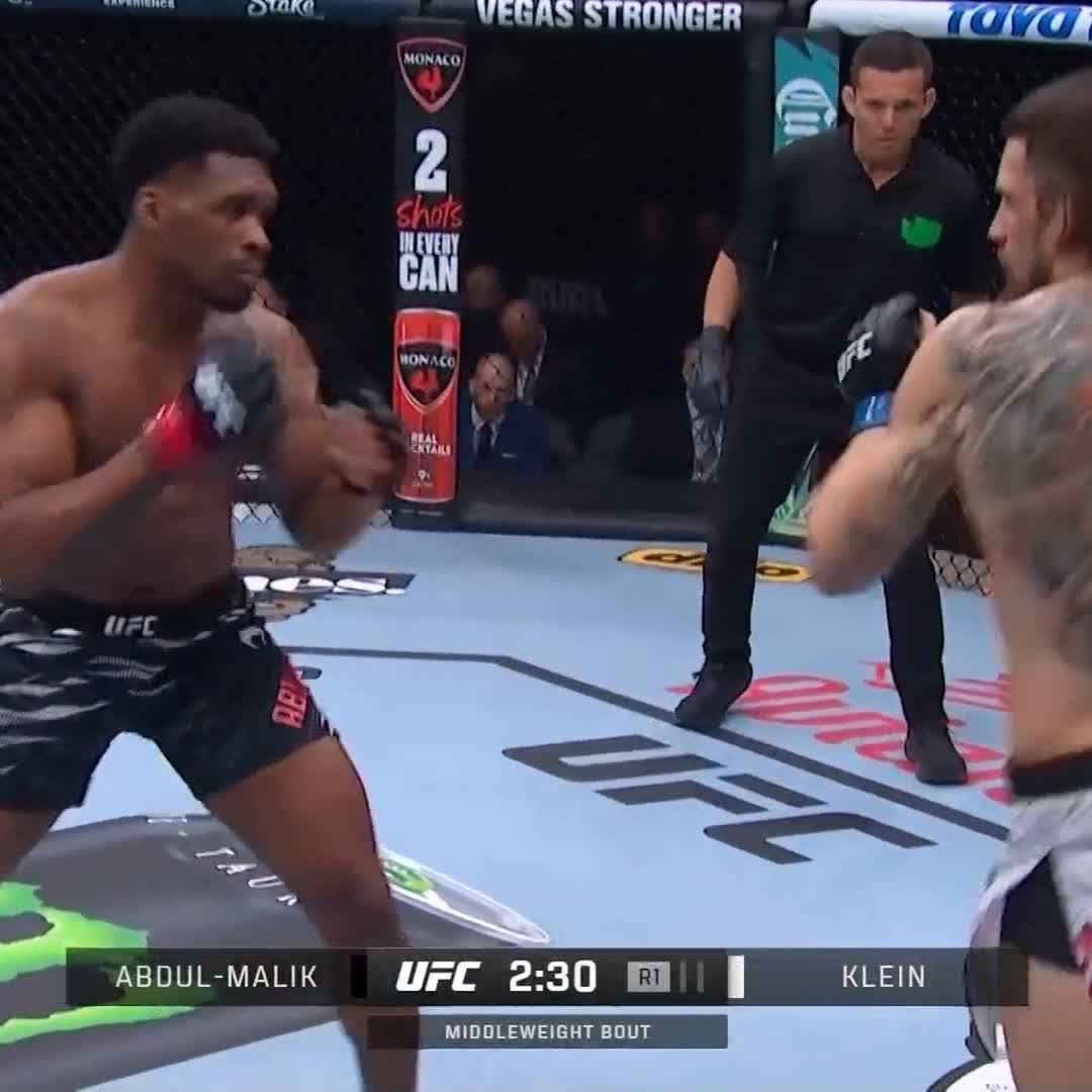 This spinning elbow from Nick Klein 😮‍💨 #UFCSeattle
