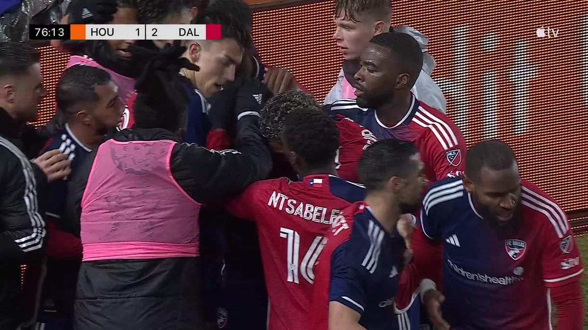 Debut goal? Debut goal! ⚽️ Anderson Julio notches his first for FC Dallas.