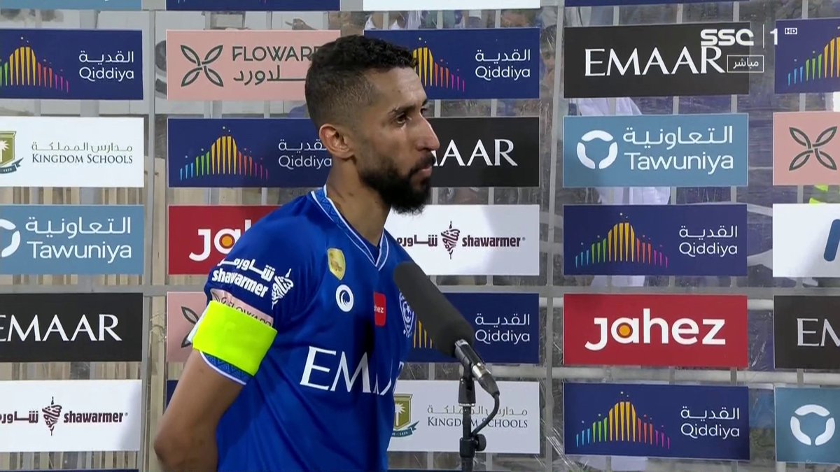 تصريح كان قوي جدا الدقيقه 1.16 كفيله جدا تشرح لك عكس الحال الي نشوفه مع جيسوس الان لاعبين مشدودين وفاقدين الثقه الفرج جابه لكم من بعيد ان المدير الرياضي فهد المفرج كارثه فنيه وبدوره الاخر فهم التصريح وقام بعملية تطفيش له ورجعنا نشوف نفس المشاكل