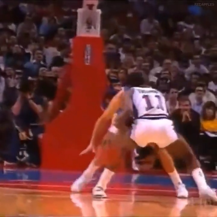 Isiah Thomas was so ahead of his time 😭