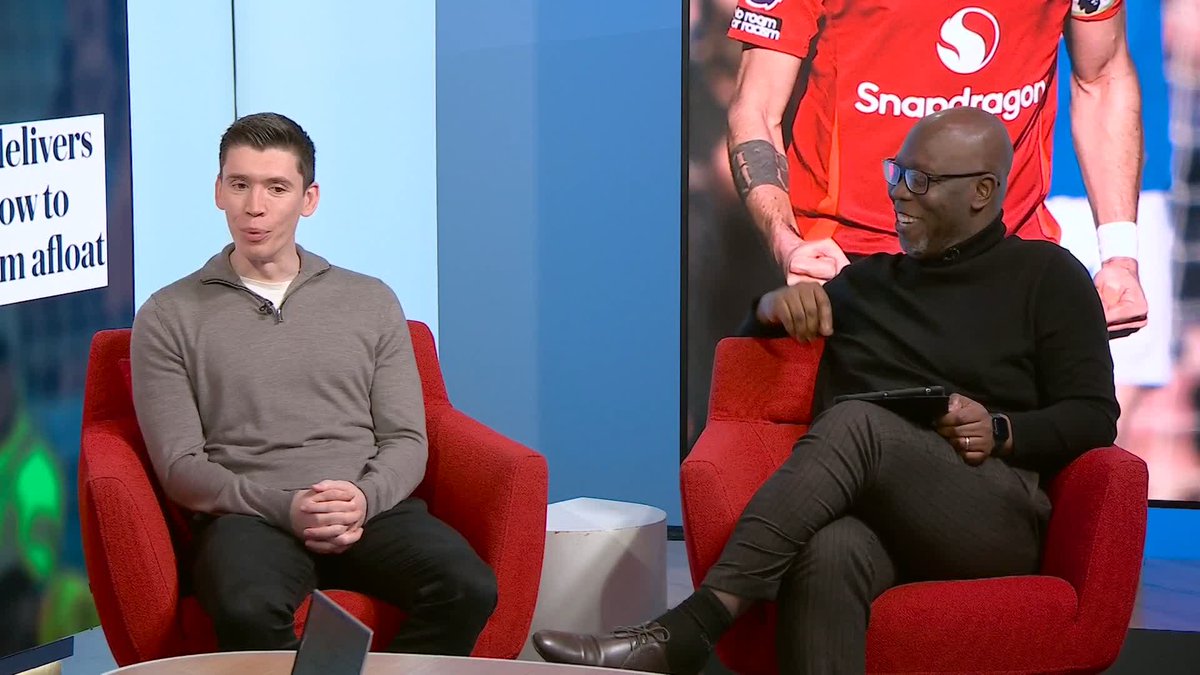 Sam Dean and Darren Lewis debate if Everton should have been given a penalty for the challenge on Ashley Young ๐ญ