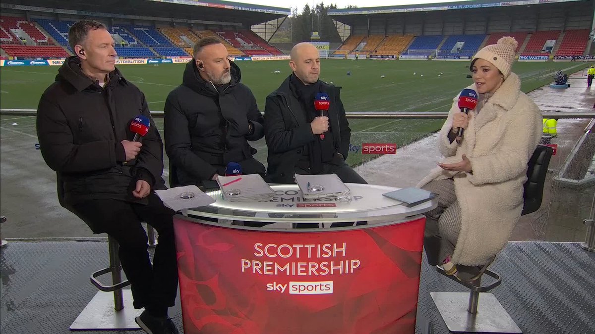 🥬 "Take nothing away from Hibs" 🗣️ "Alan Muir has to come out &amp; explain that" Reaction to Celtic's defeat at Easter Road &amp; analysis of their disallowed goal ⤵️