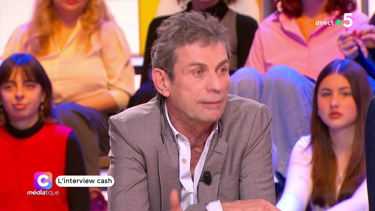 "On connaît qui est Caroline Fourest, qui la prend au sérieux ? Il n’y a jamais eu aucun procès." La réaction de Frédéric Taddeï face aux propos de la journaliste Caroline Fourest. #CMediatique tous les dimanches en direct à 12h sur #France5. Mélanie Taravant
