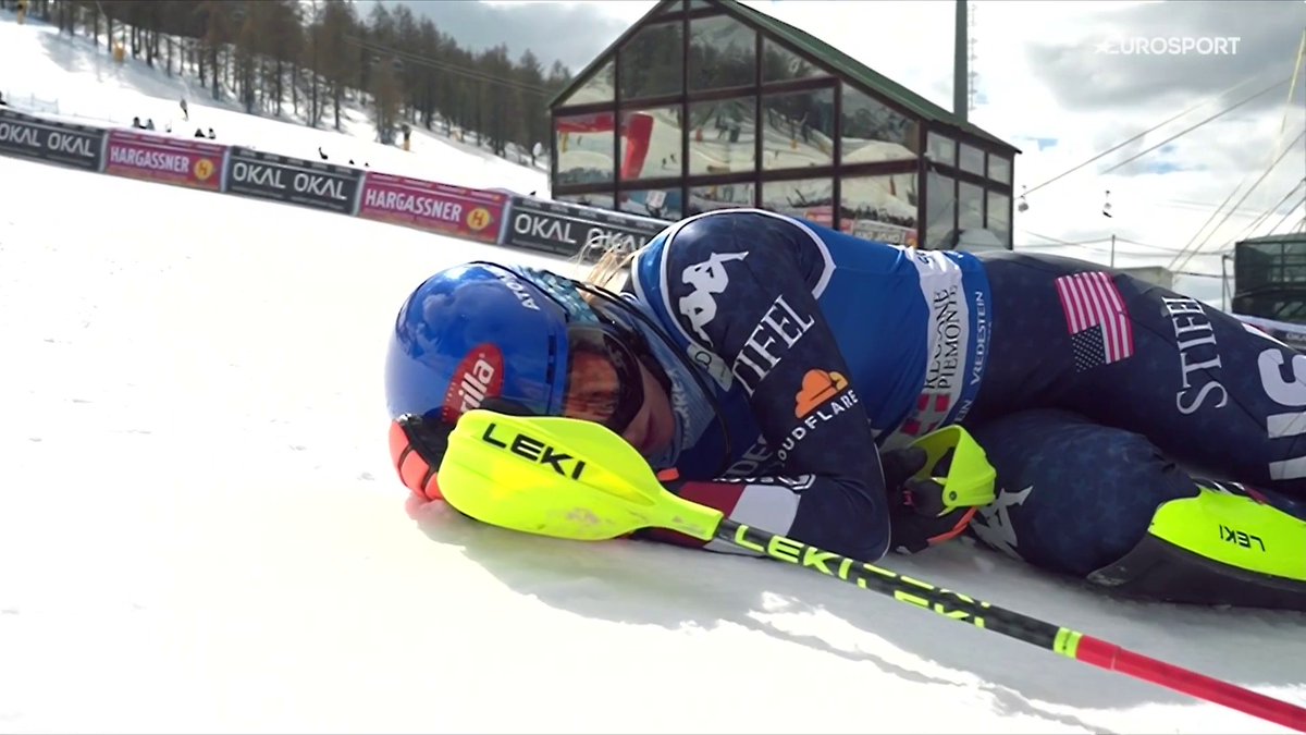 Unica. Immensa. Regina 👑🇺🇸 Mikaela Shiffrin vince la 100esima gara in Coppa del Mondo ⛷️💯 #EurosportSCI #FISAlpine #Shiffrin #Sestriere