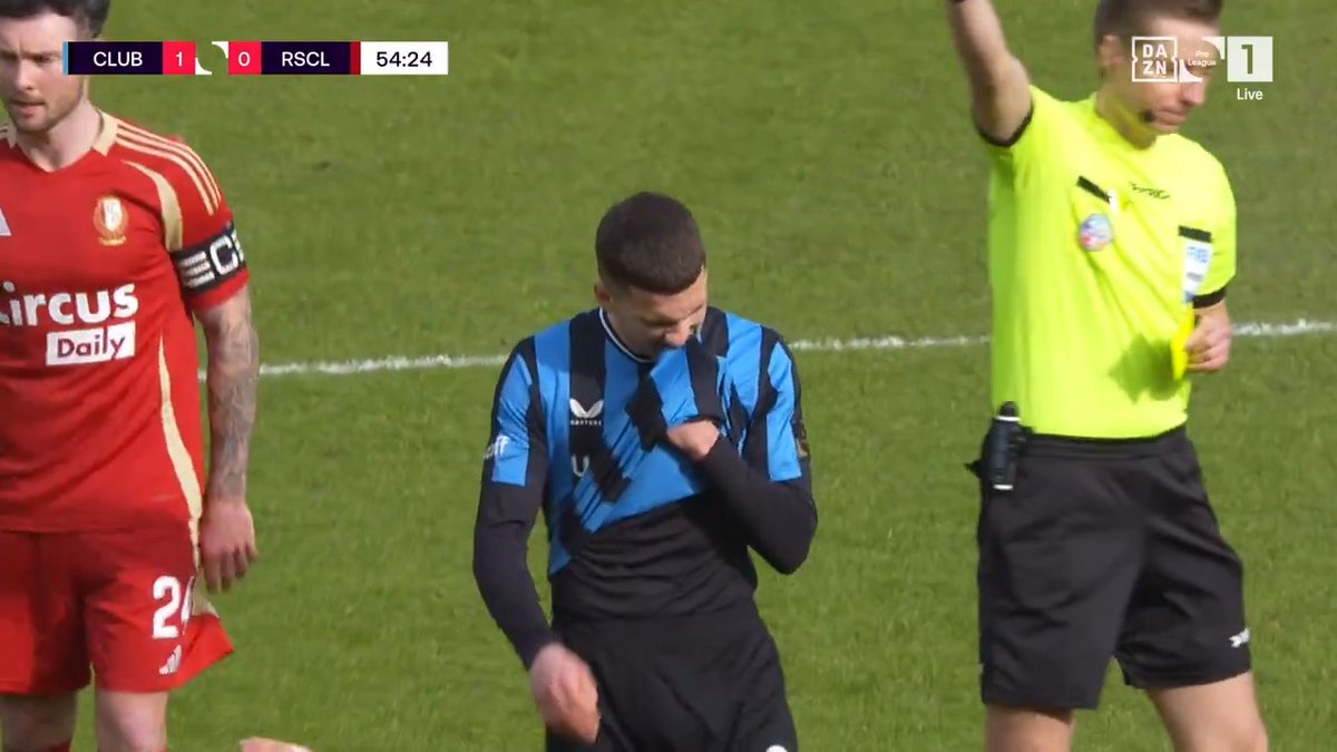 🟨² | Club Brugge moet nog bijna 40 minuten met 🔟 verder. 🤷♂️👀 #CLUSTA