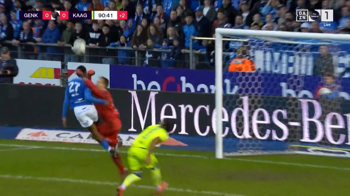 📺 | Verdiende KRC Genk een penalty? 🧐 #GNKGNT