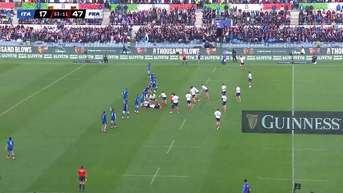 Le volume d’Antoine Dupont, on ne peut pas banaliser ça. Il est partout, joue 80 minutes, semble parfois lessivé mais te sort des courses de folie quand il le faut. 2 essais, 18 courses, 3 passes décisives, 8 offloads, 6 défenseurs battus. Merci.