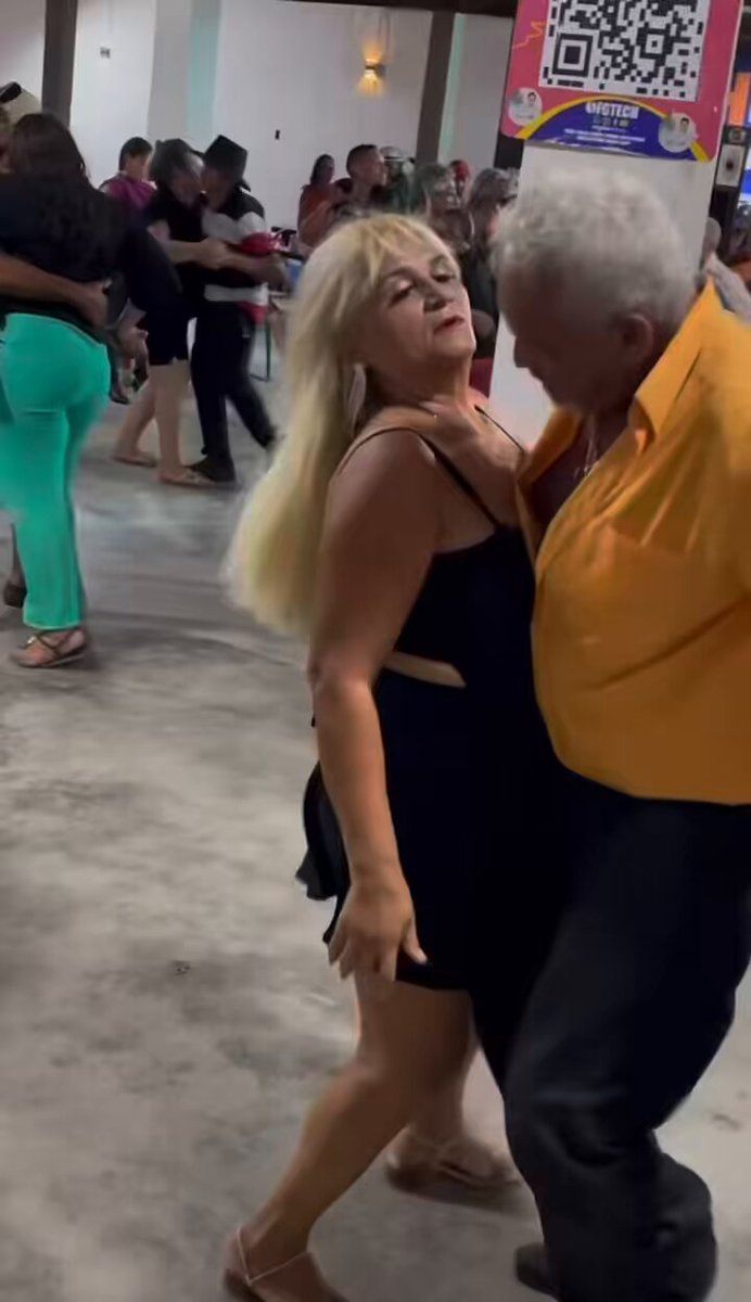 Cuando acomodas mal la ropa en el KOHINOOR