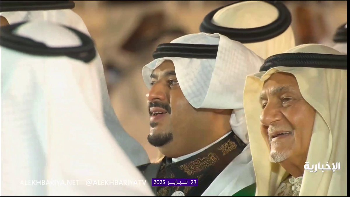 بالعرضة السعودية.. نائب أمير الرياض الأمير محمد بن عبد الرحمن يشارك في احتفالات الهيئة الملكية بـ #يوم_التأسيس #الإخبارية
