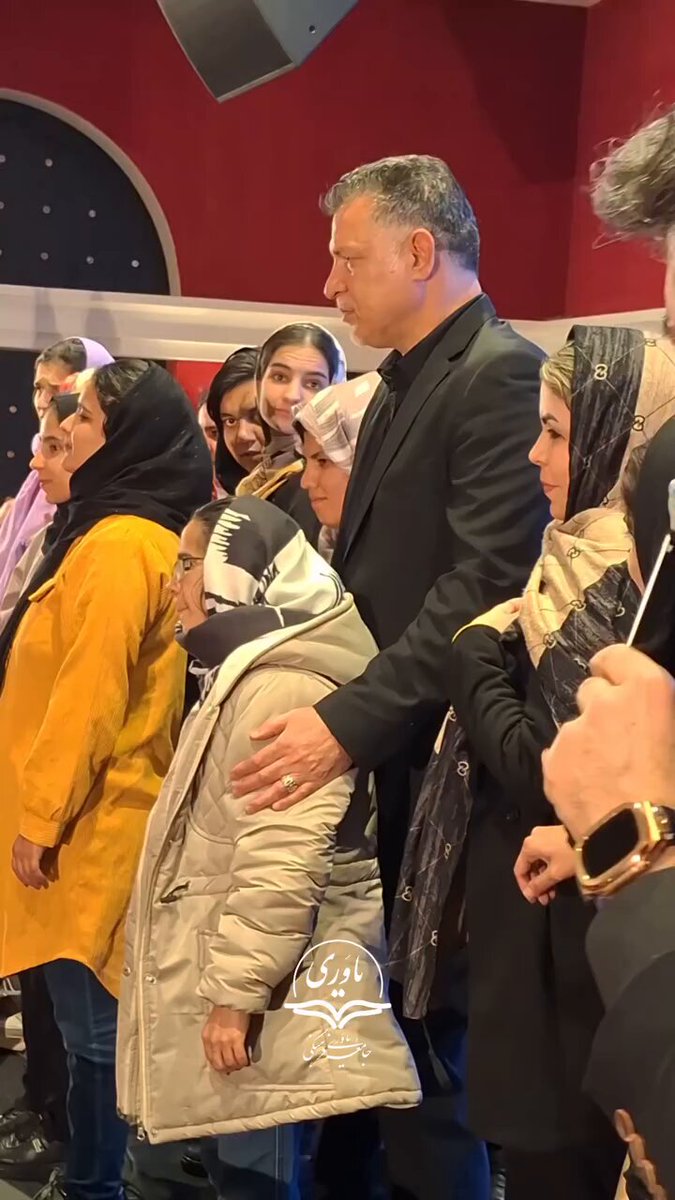 جهان پهلوان #علی_دایی: من علی دایی همینم که می بینید یک رو هستم ، تمام حرفهام همیشه زدم،‌سرم فقط زیر بیرق امام حسین خم کردم به غیر از اون جایی دیگر سرم خم نمی کنم #برای_ایران