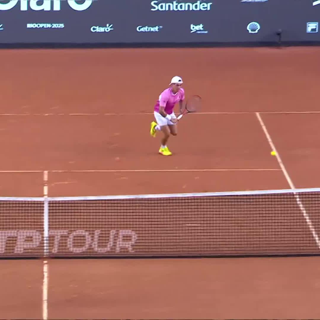 5 minutes in and they produce THIS 🔥🙌 Rio Open