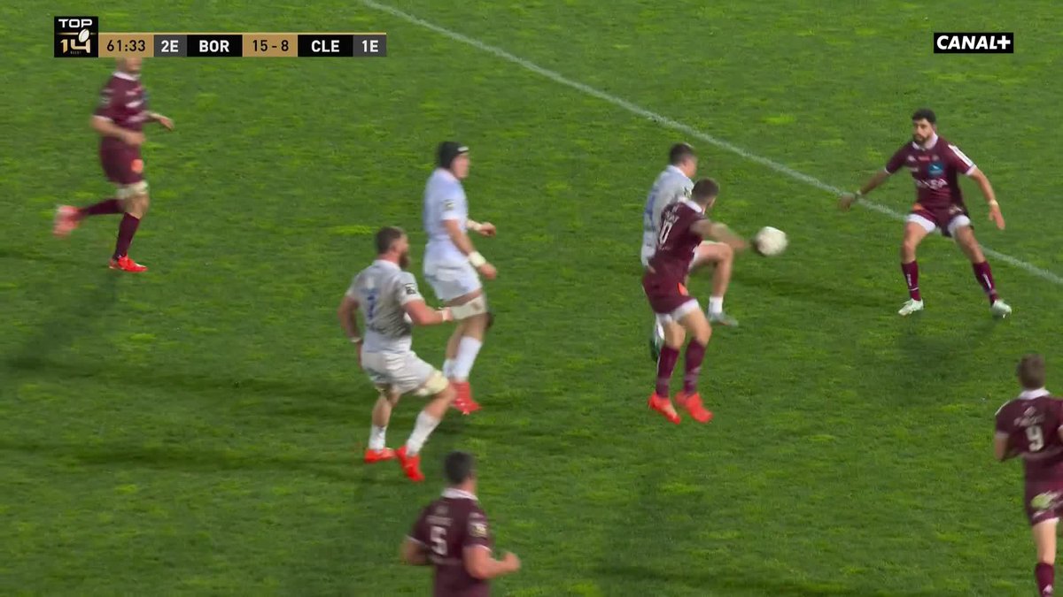 L'ESSAI RAGEUR DE DAMIAN PENAUD 🤯 L'ailier de l'Union Bordeaux Bègles permet à son équipe de creuser l'écart 🙌 #UBBASM