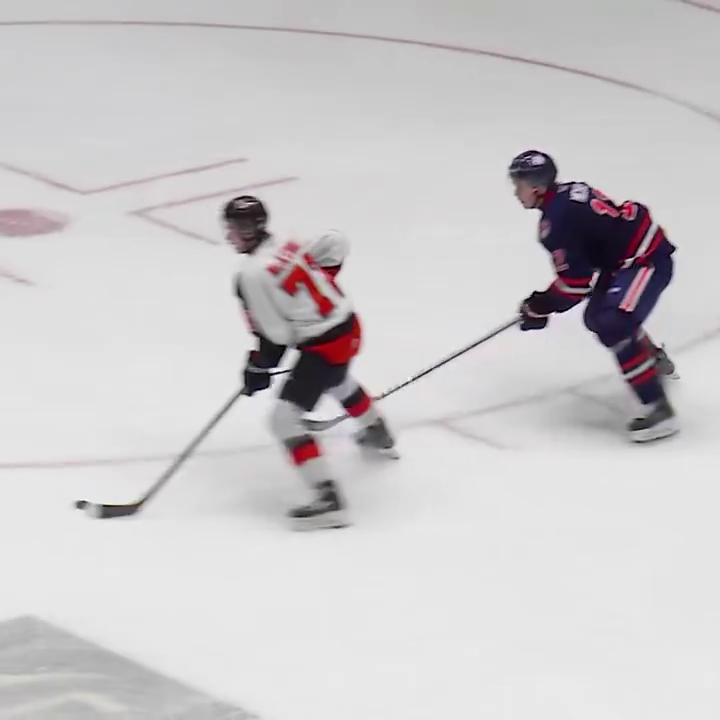 Yeah, top 2026 #NHLDraft prospect Gavin McKenna is pretty good. 🤷‍♂️ Oh, and he has 103 points in just 50 games in Western Hockey League this season. (🎥: Medicine Hat Tigers)