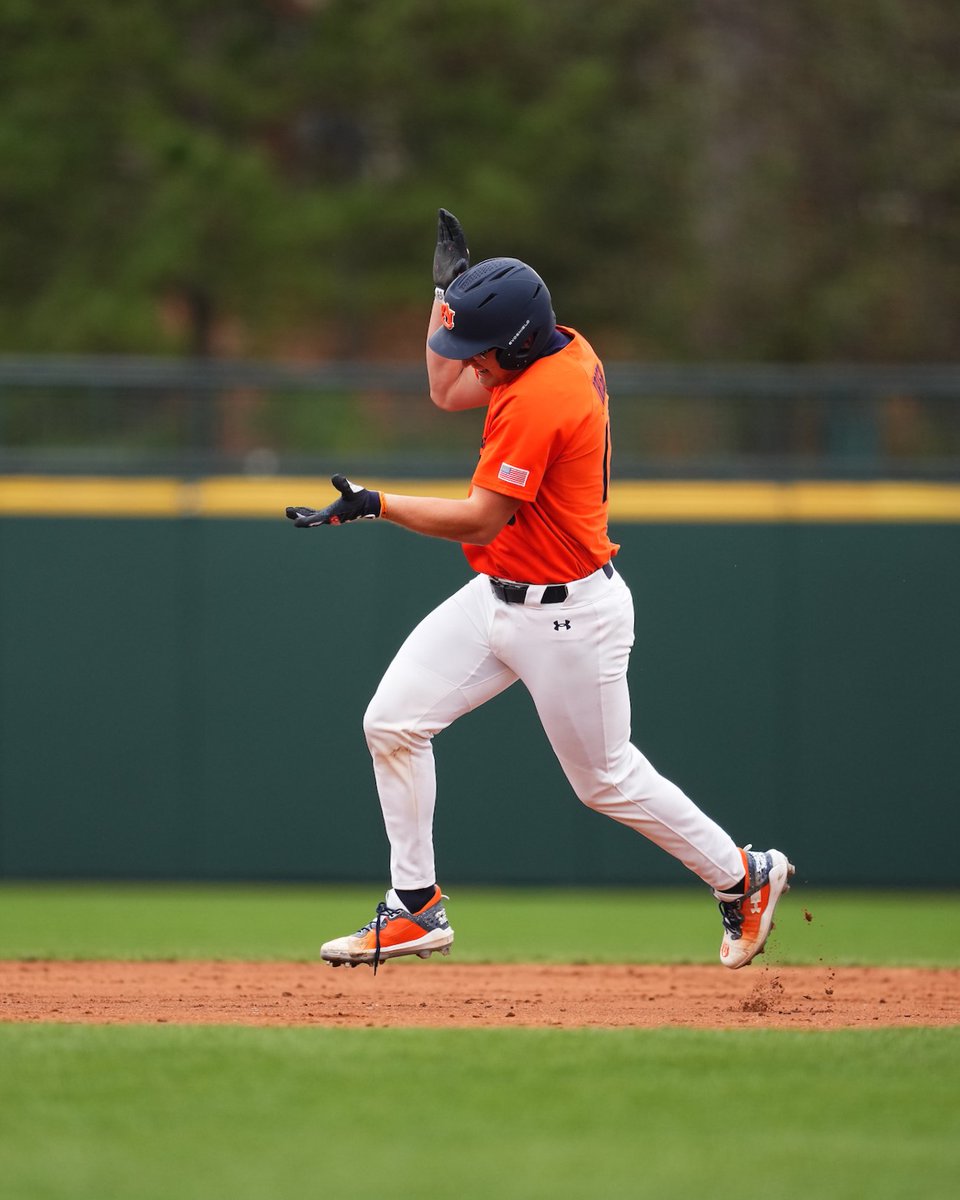 Ike did a little bit of everything today. 🧰 #WarEagle | ike irish