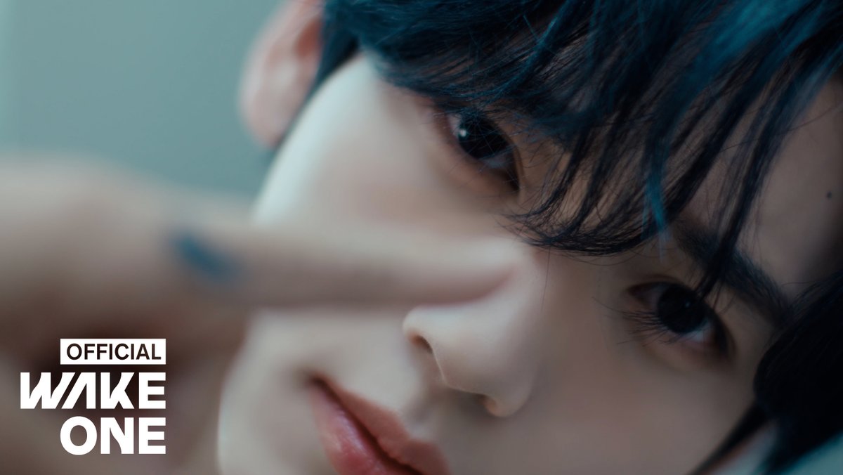 ZEROBASEONE The 5th Mini Album STREAM Title Track ‘BLUE’ NOW 🎧 💿 STREAM ON : 🔗Melon : #ZEROBASEONE #ZB1 #제로베이스원 #BLUE_PARADISE #BLUE #ZEROBASEONE_BLUE