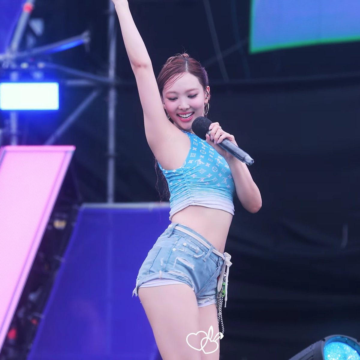 ใใใผใใจใณใฏไฝไบบใจใจใใใใใฎใ ใ๏ผ๏ผ