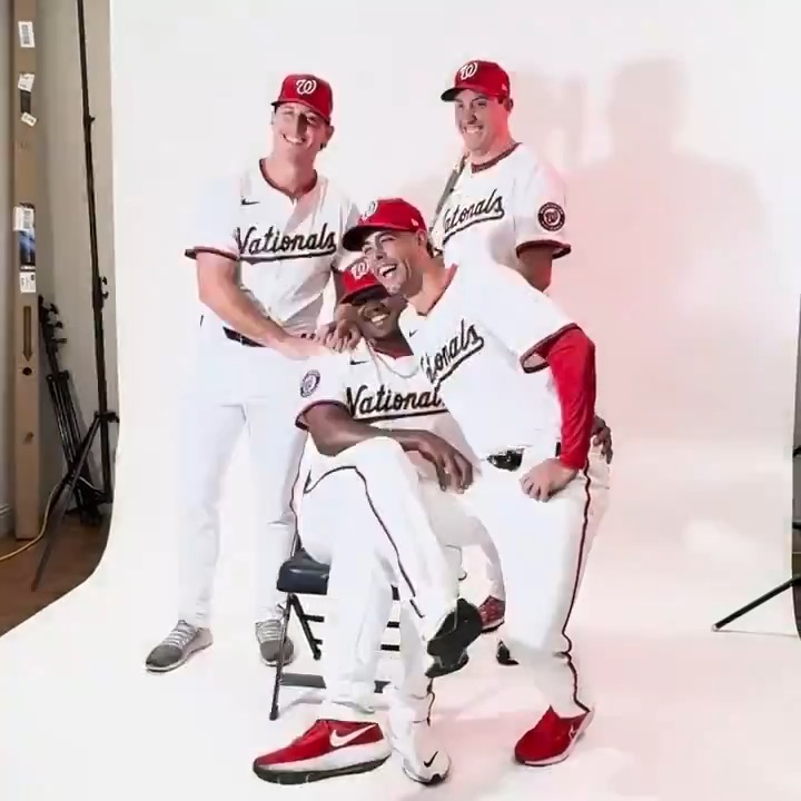 photo day is a TEAM sport.