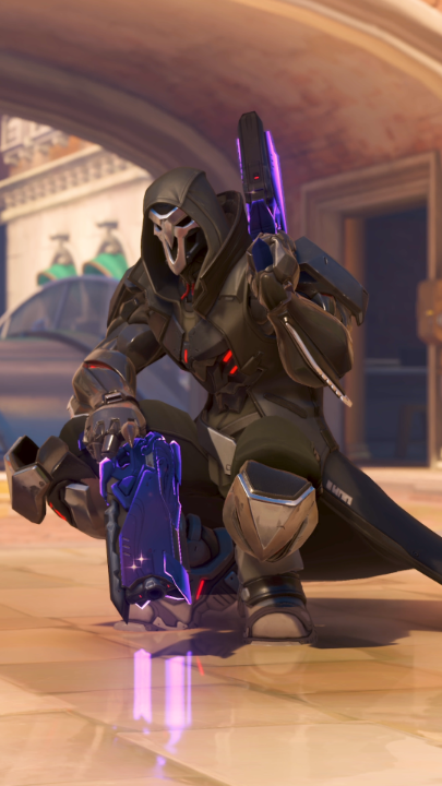The power of the stars in the palm of your hands 🌌✨ Check out the all-new Competitive Reward, Galactic Weapons, and start earning your next one today in Season 15 💫