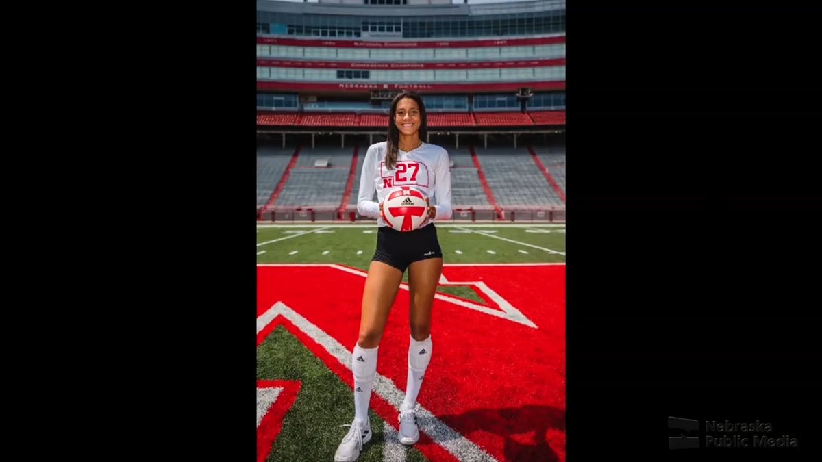 Happy Birthday to Nebraska Volleyball outside hitter Harper Murray 🎉🏐 Former Head Coach John Cook would challenge players to explain their motivation for playing volleyball. Every time Harper steps on the court, it's a heartfelt tribute to her beloved father, Vada Murray.