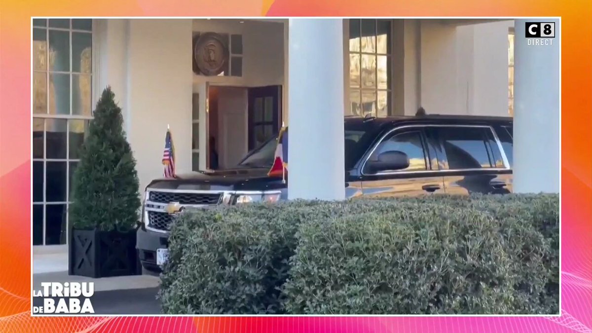 Emmanuel Macron puni à la porte de Donald Trump !😅 #TribuDeBaba